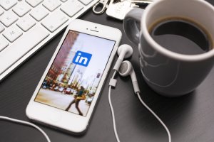 Linkedin-online-social-network-socialfabriek